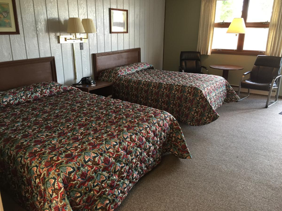 Buckhannon Colonial Hotel-Motel المظهر الخارجي الصورة