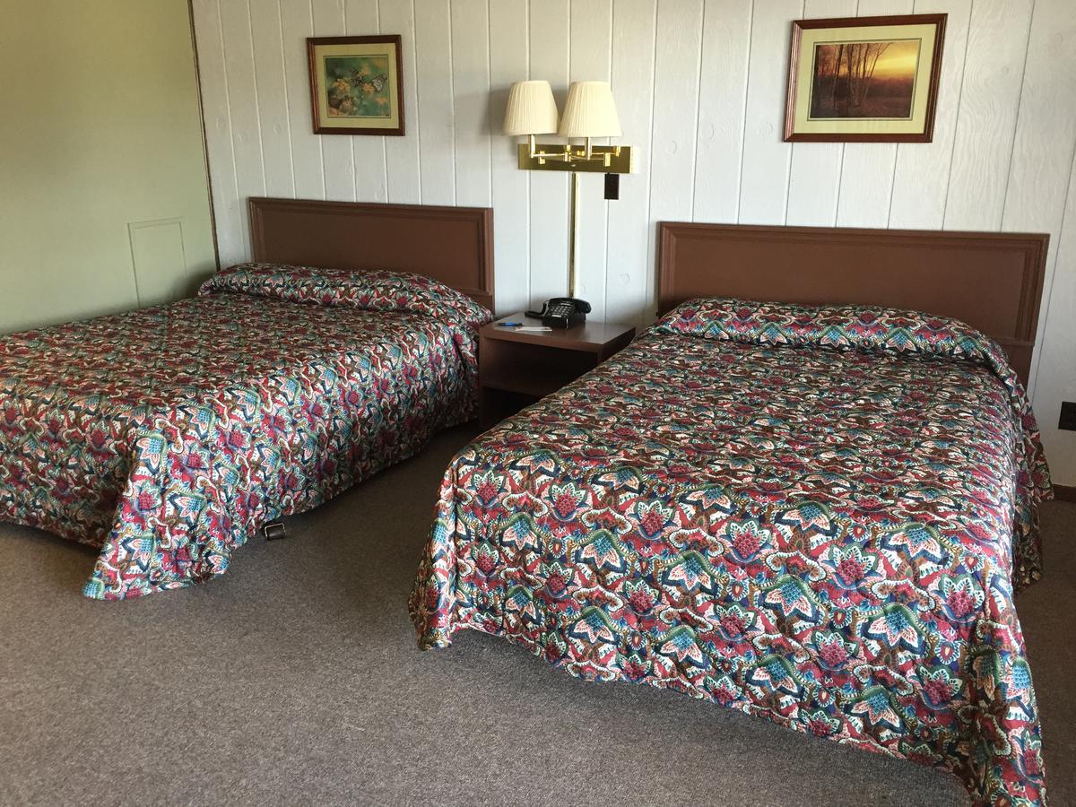 Buckhannon Colonial Hotel-Motel المظهر الخارجي الصورة